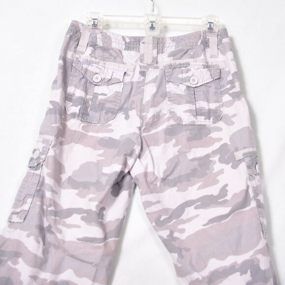 Natural Reflections Women's Camo Capri Pants Size 4 - Picture 5 of 6